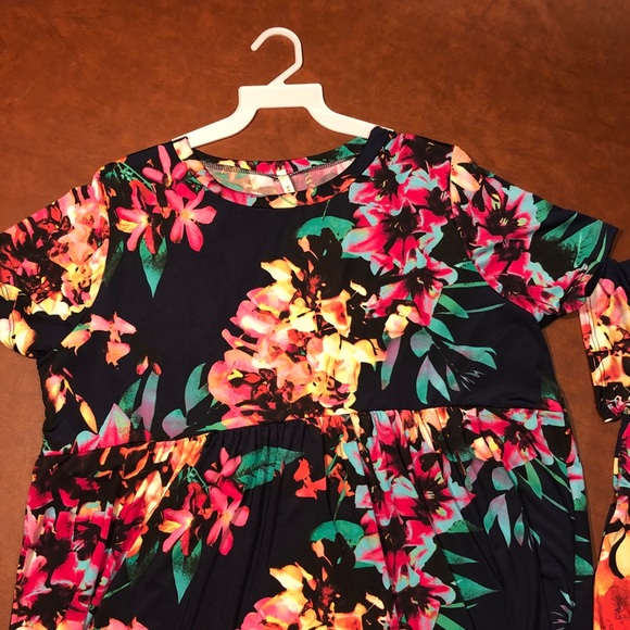 LAST ONE! 1X Navy Vibrant Floral Babydoll Dress - Picture 5 of 6